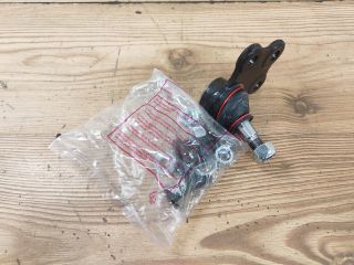 bontott OPEL ASTRA F Jobb első Lengőkar