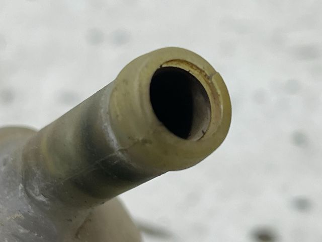 bontott OPEL ASTRA F Kiegyenlítő Tartály