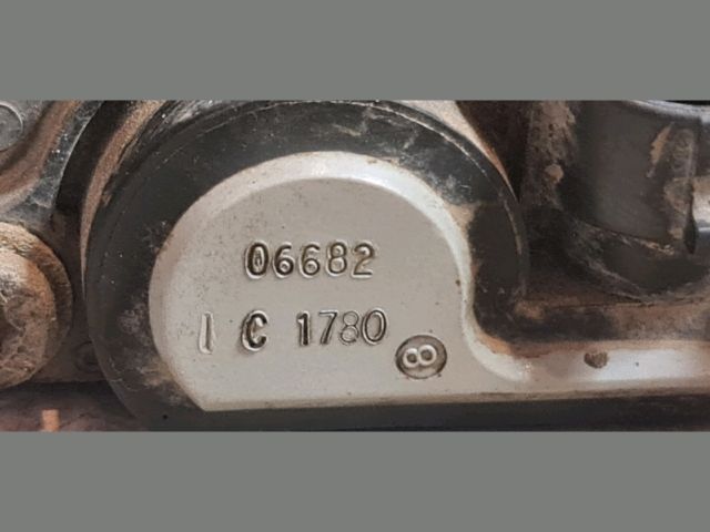 bontott OPEL ASTRA F Központi Injektor