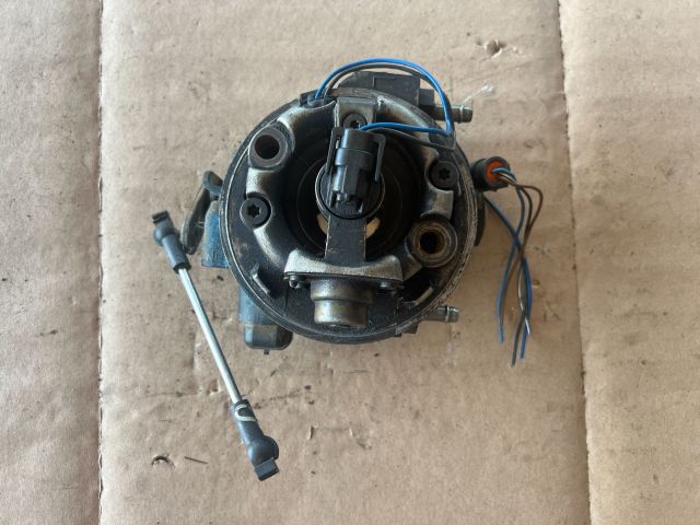 bontott OPEL ASTRA F Központi Injektor