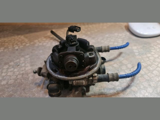 bontott OPEL ASTRA F Központi Injektor