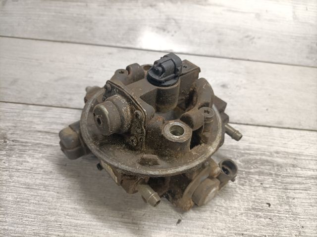 bontott OPEL ASTRA F Központi Injektor