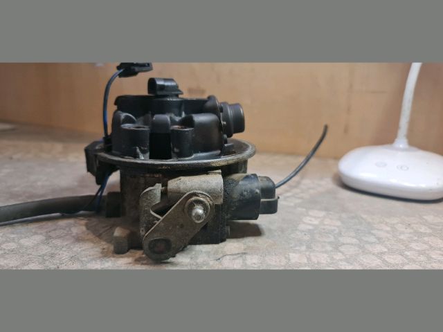 bontott OPEL ASTRA F Központi Injektor