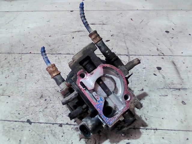 bontott OPEL ASTRA F Központi Injektor