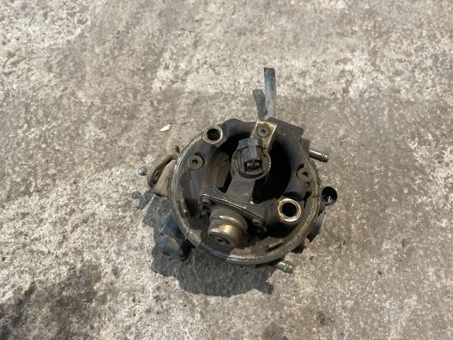 bontott OPEL ASTRA F Központi Injektor