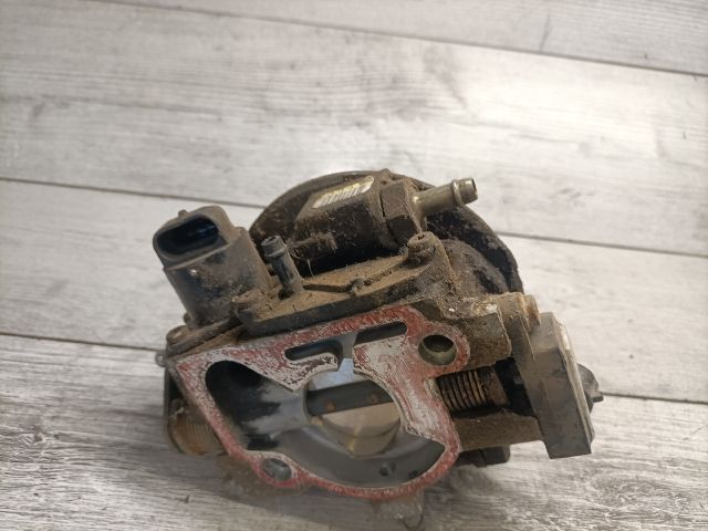 bontott OPEL ASTRA F Központi Injektor