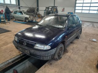 bontott OPEL ASTRA F Központi Injektor