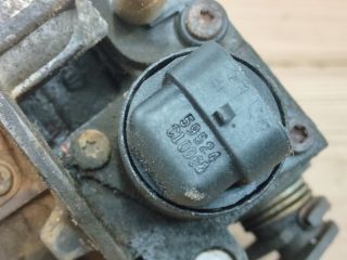 bontott OPEL ASTRA F Központi Injektor