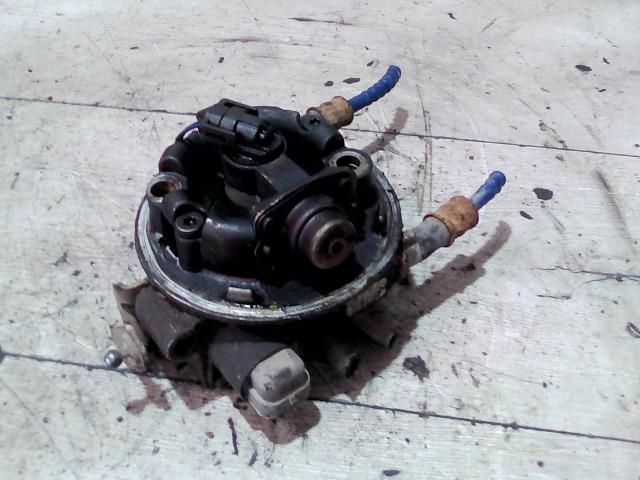 bontott OPEL ASTRA F Központi Injektor