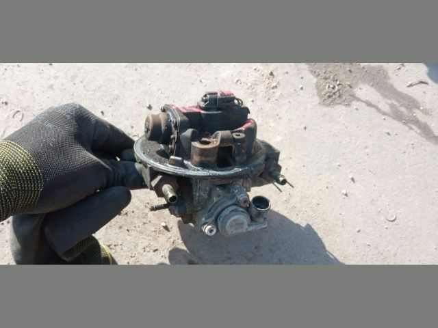 bontott OPEL ASTRA F Központi Injektor