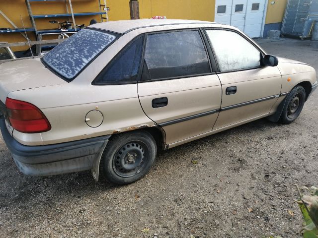 bontott OPEL ASTRA F Kuplung Bowden