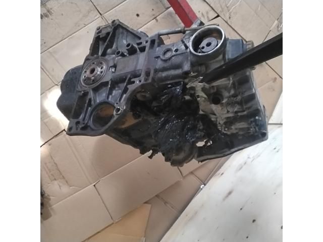 bontott OPEL ASTRA F Motor (Fűzött blokk hengerfejjel)