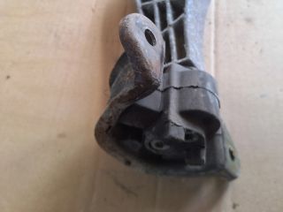 bontott OPEL ASTRA F Motor Tartó Bak (Fém)