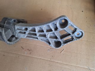 bontott OPEL ASTRA F Motor Tartó Bak (Fém)