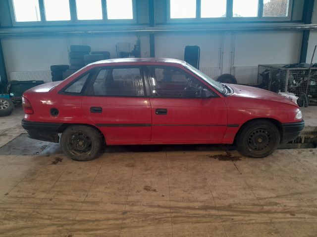 bontott OPEL ASTRA F Motorvezérlő