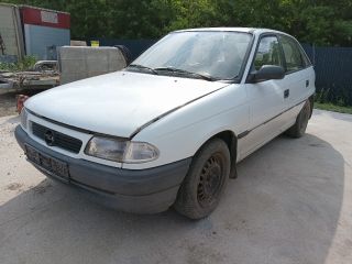 bontott OPEL ASTRA F Nívópálca