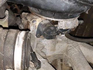 bontott OPEL ASTRA F Porlasztó Sor / Híd