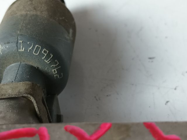 bontott OPEL ASTRA F Porlasztó Sor / Híd