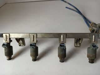 bontott OPEL ASTRA F Porlasztó Sor / Híd