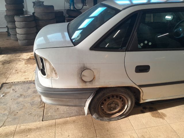 bontott OPEL ASTRA F Szívósor