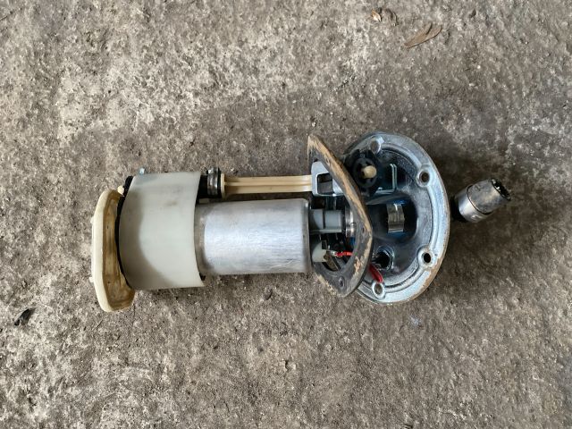 bontott OPEL ASTRA F Üzemanyag Szivattyú