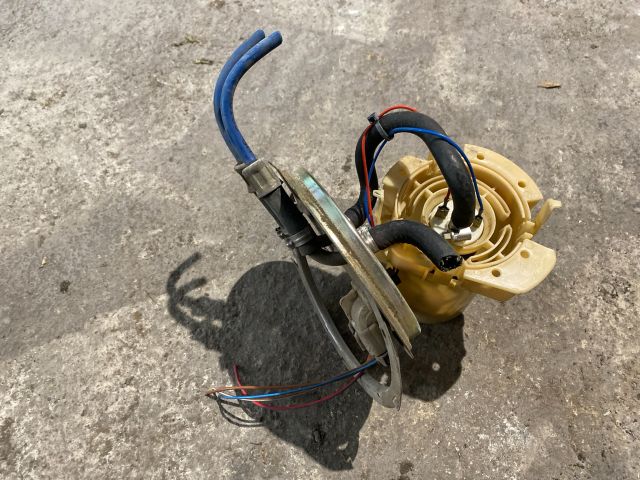 bontott OPEL ASTRA F Üzemanyag Szivattyú