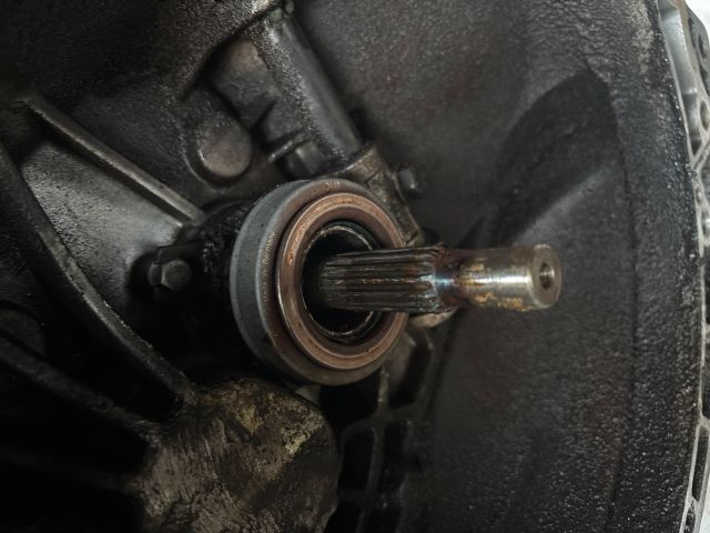 bontott OPEL ASTRA F Váltó (Mechanikus)