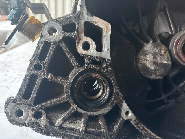 bontott OPEL ASTRA F Váltó (Mechanikus)