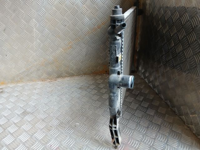 bontott OPEL ASTRA F Vízhűtő Radiátor (Nem klímás)