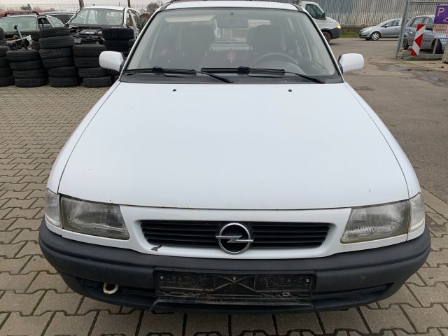 bontott OPEL ASTRA F Vízhűtő Radiátor (Nem klímás)