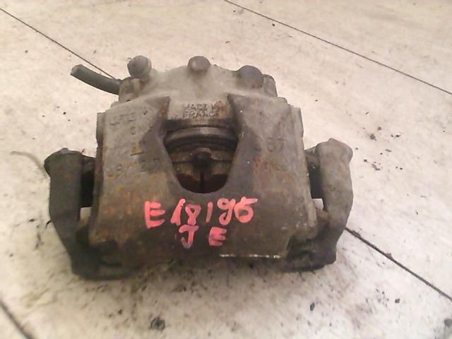 bontott OPEL ASTRA F Jobb első Féknyereg Munkahengerrel