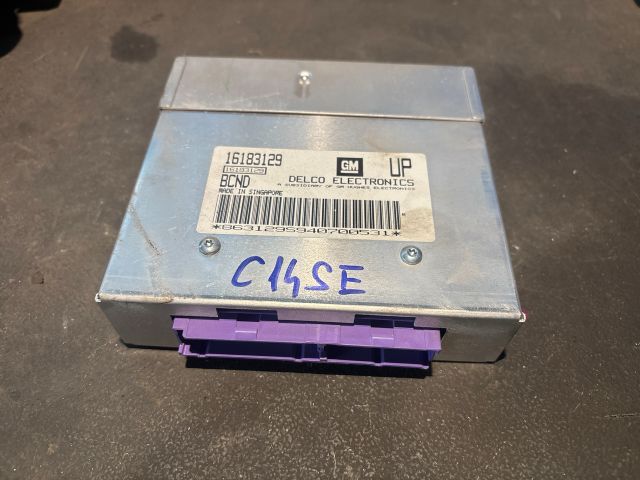 bontott OPEL ASTRA F Motorvezérlő