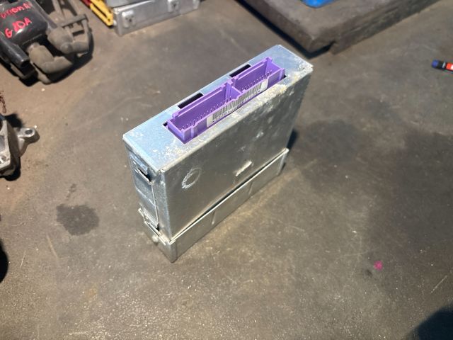 bontott OPEL ASTRA F Motorvezérlő