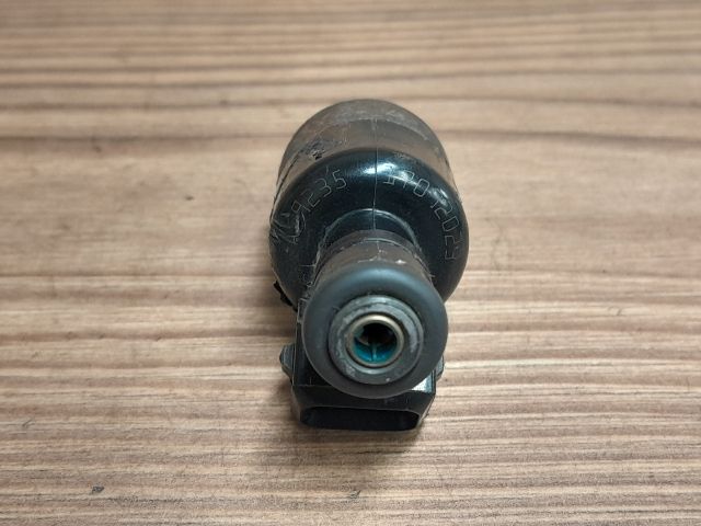 bontott OPEL ASTRA F Porlasztó (1 db)