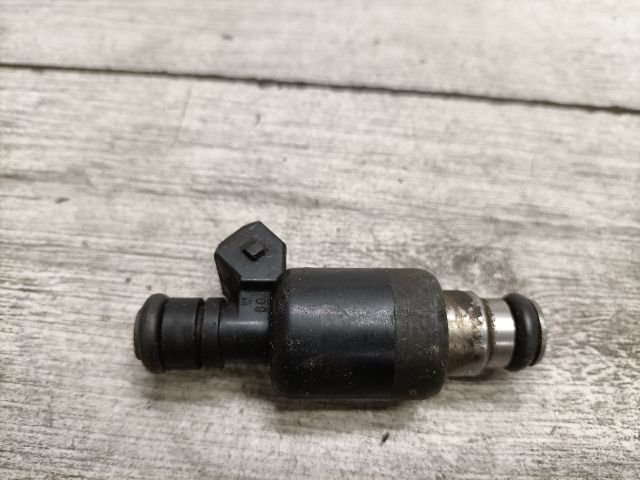 bontott OPEL ASTRA F Porlasztó (1 db)