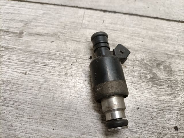 bontott OPEL ASTRA F Porlasztó (1 db)