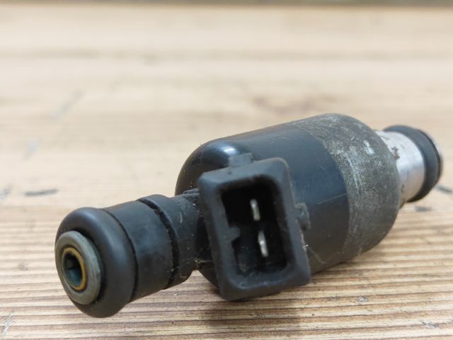 bontott OPEL ASTRA F Porlasztó (1 db)