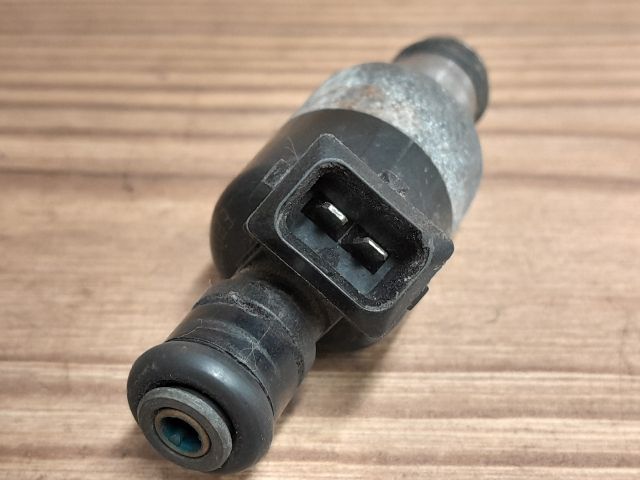 bontott OPEL ASTRA F Porlasztó (1 db)