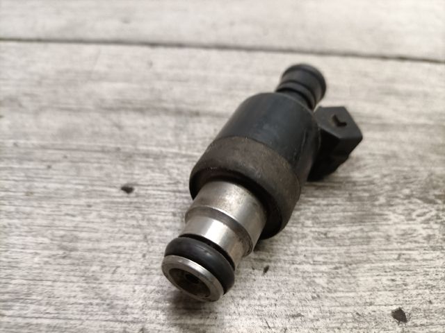 bontott OPEL ASTRA F Porlasztó (1 db)