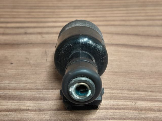 bontott OPEL ASTRA F Porlasztó (1 db)