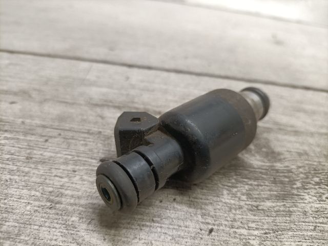 bontott OPEL ASTRA F Porlasztó (1 db)