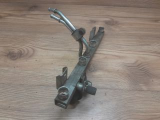 bontott OPEL ASTRA F Porlasztó Sor / Híd