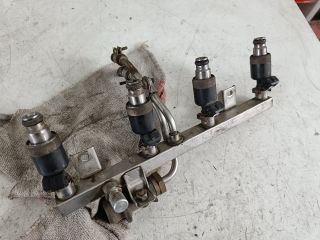 bontott OPEL ASTRA F Porlasztó Sor / Híd