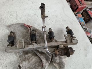 bontott OPEL ASTRA F Porlasztó Sor / Híd