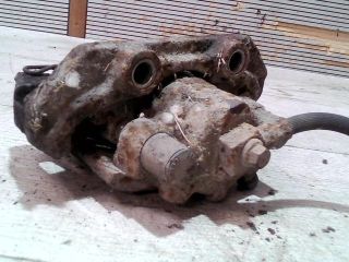 bontott OPEL ASTRA F Bal első Féknyereg Munkahengerrel