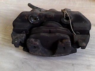 bontott OPEL ASTRA F Bal első Féknyereg Munkahengerrel