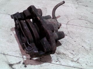 bontott OPEL ASTRA F Bal első Féknyereg Munkahengerrel