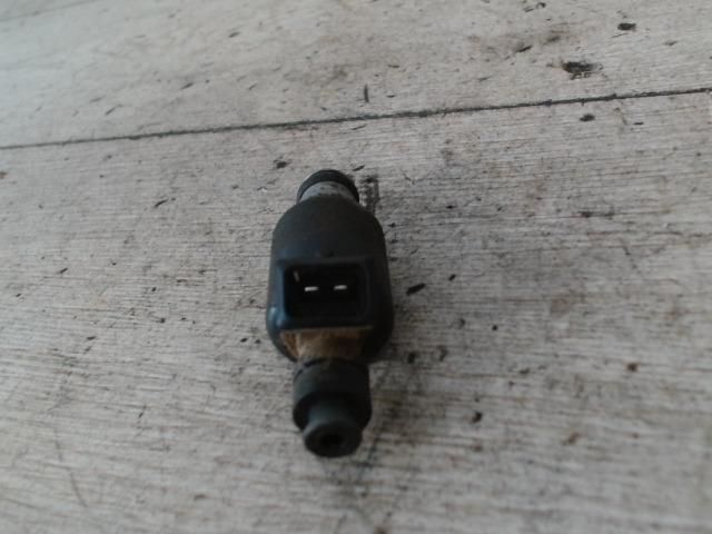 bontott OPEL ASTRA F Porlasztó (1 db)