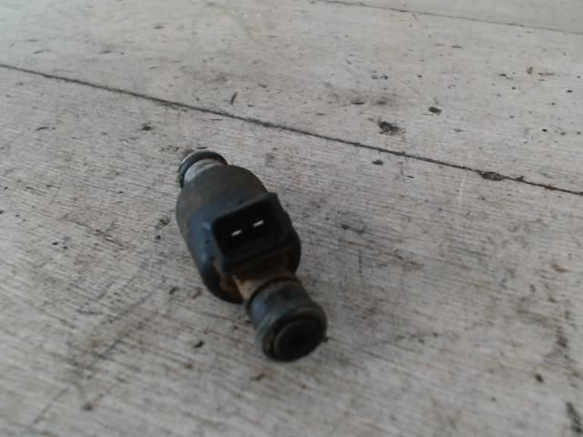 bontott OPEL ASTRA F Porlasztó (1 db)