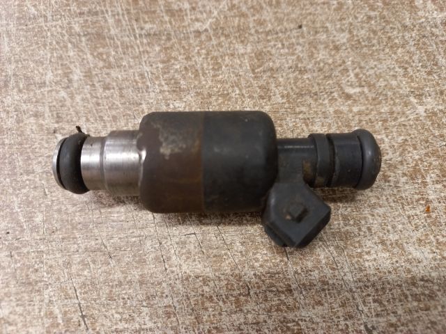 bontott OPEL ASTRA F Porlasztó (1 db)